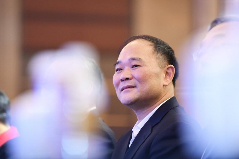 學術界醜聞：論文隱藏 AI 提示以獲好評